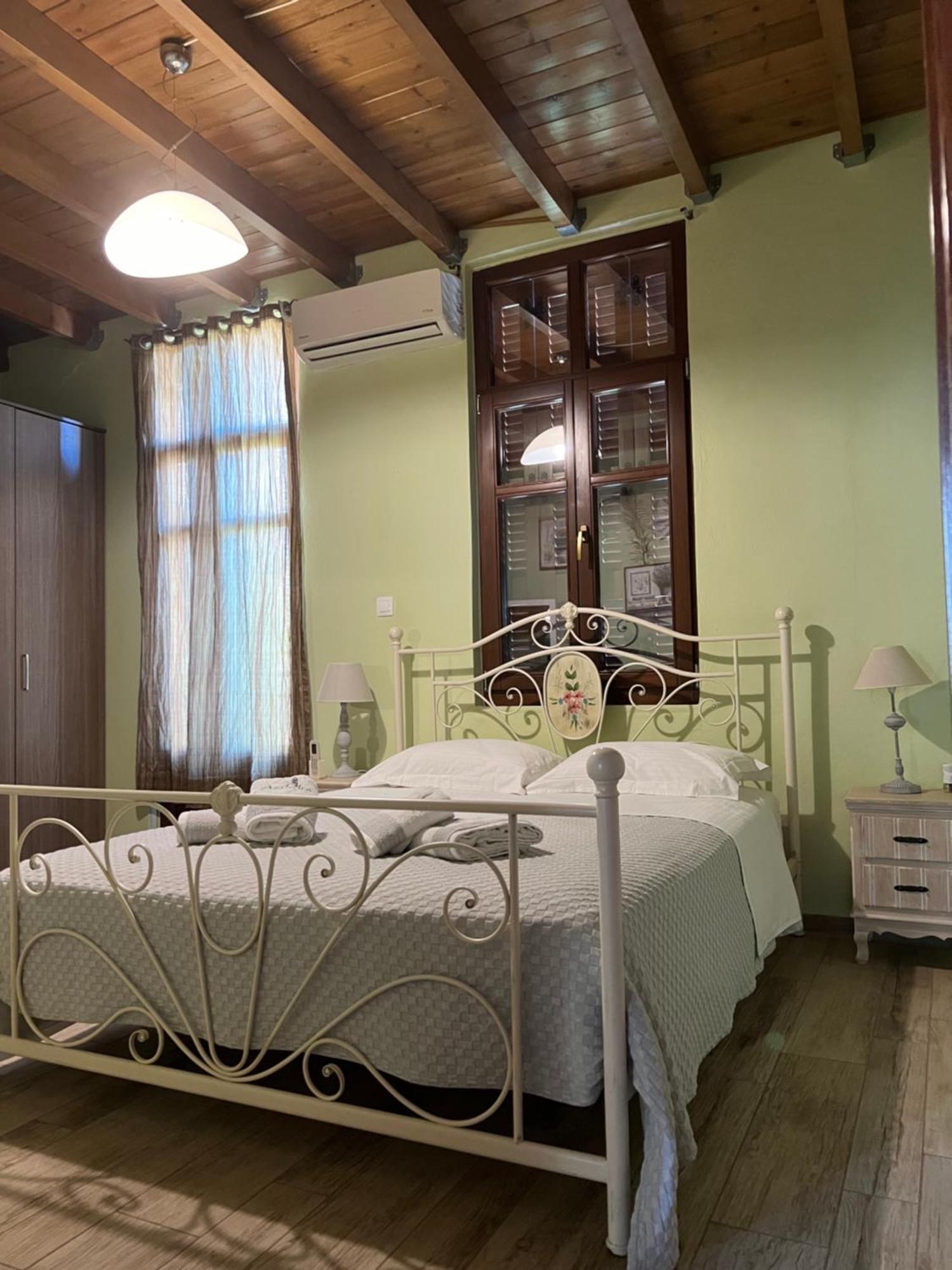 Asikiko Suites Rethymno  ภายนอก รูปภาพ